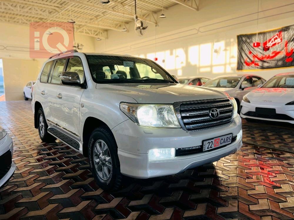 تويوتا لاندكروزر